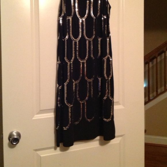BLACK & SILVER SEQUINED COCKTAIL DRESS - SIZE 14W - Picture 2 of 4